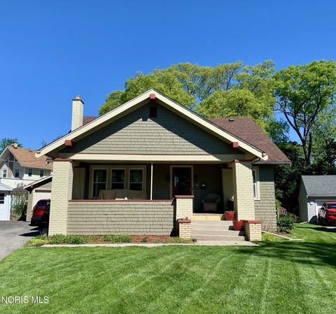 Tiny photo for 2006 Riverview Court, Toledo, OH 43614 (MLS # 10007859)