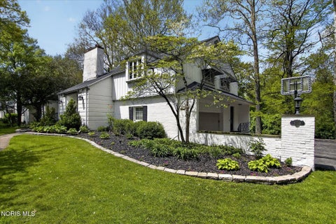Tiny photo for 3700 W Bancroft Street, Ottawa Hills, OH 43606 (MLS # 10010252)