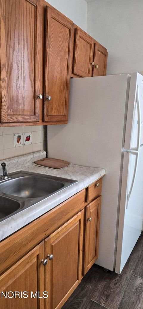 Tiny photo for 1047 S Jackson Street, Defiance, OH 43512 (MLS # 10004421)