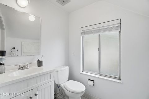 Tiny photo for 2008 Glen Arbor Drive, Toledo, OH 43614 (MLS # 10001036)