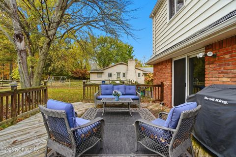 Tiny photo for 2008 Glen Arbor Drive, Toledo, OH 43614 (MLS # 10001036)