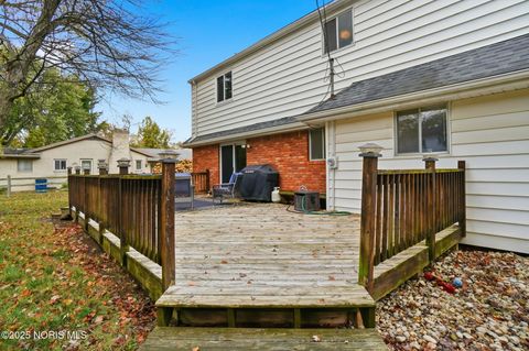 Tiny photo for 2008 Glen Arbor Drive, Toledo, OH 43614 (MLS # 10001036)