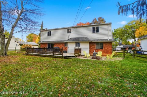 Tiny photo for 2008 Glen Arbor Drive, Toledo, OH 43614 (MLS # 10001036)