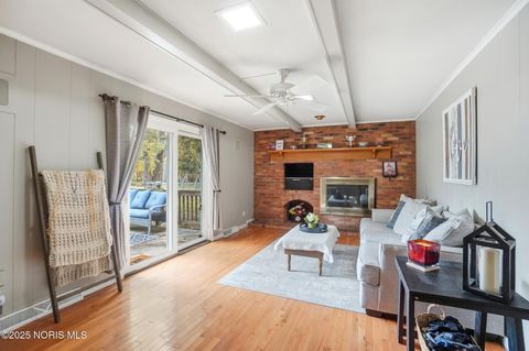 Tiny photo for 2008 Glen Arbor Drive, Toledo, OH 43614 (MLS # 10001036)