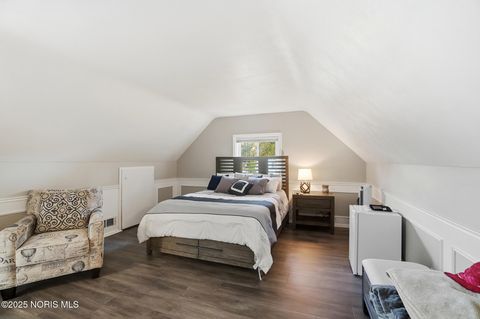 Tiny photo for 2008 Glen Arbor Drive, Toledo, OH 43614 (MLS # 10001036)