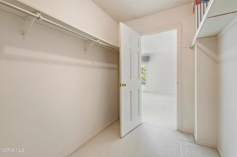 Tiny photo for 3905 Hillandale Road #East, Ottawa Hills, OH 43606 (MLS # 10006970)