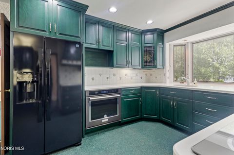 Tiny photo for 3905 Hillandale Road #East, Ottawa Hills, OH 43606 (MLS # 10006970)