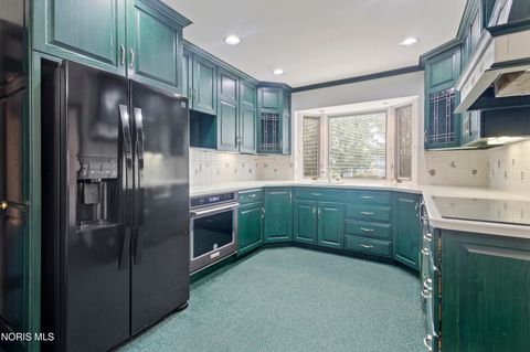 Tiny photo for 3905 Hillandale Road #East, Ottawa Hills, OH 43606 (MLS # 10006970)