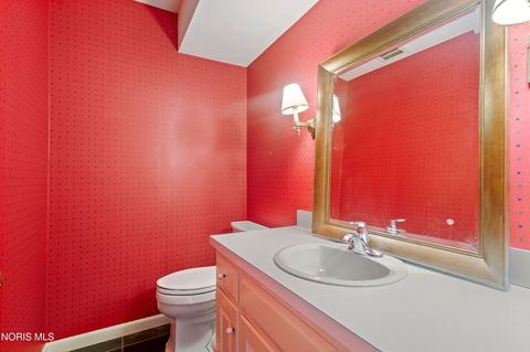 Tiny photo for 3905 Hillandale Road #East, Ottawa Hills, OH 43606 (MLS # 10006970)