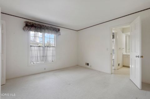 Tiny photo for 3905 Hillandale Road #East, Ottawa Hills, OH 43606 (MLS # 10006970)