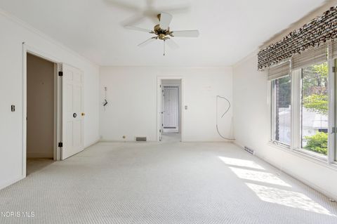 Tiny photo for 3905 Hillandale Road #East, Ottawa Hills, OH 43606 (MLS # 10006970)