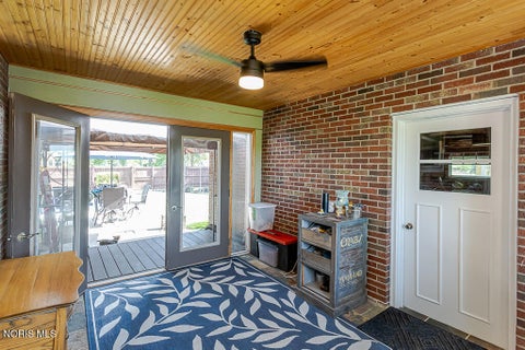 Tiny photo for 3707 Curtice Road, Northwood, OH 43619 (MLS # 10008825)