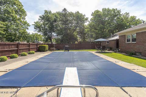 Tiny photo for 3707 Curtice Road, Northwood, OH 43619 (MLS # 10008825)