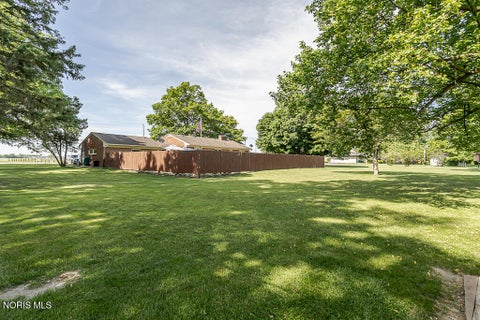 Tiny photo for 3707 Curtice Road, Northwood, OH 43619 (MLS # 10008825)