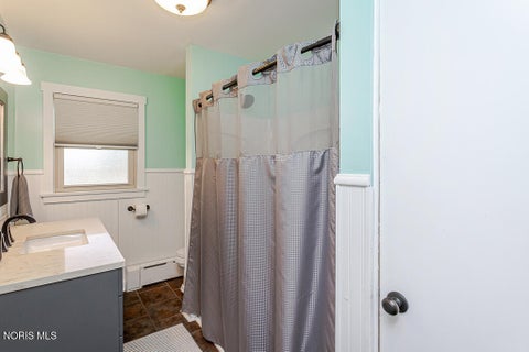 Tiny photo for 3707 Curtice Road, Northwood, OH 43619 (MLS # 10008825)