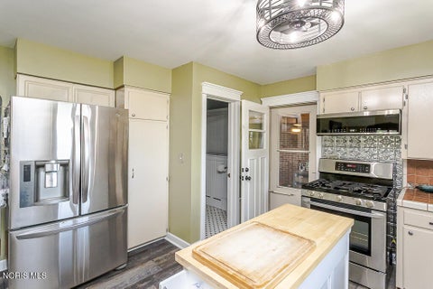 Tiny photo for 3707 Curtice Road, Northwood, OH 43619 (MLS # 10008825)