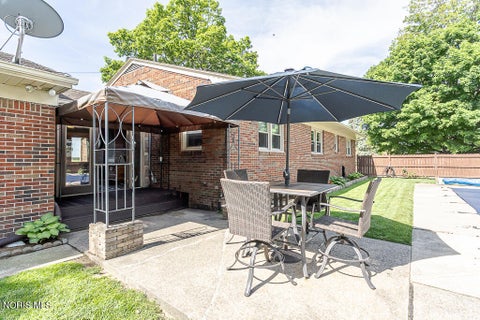 Tiny photo for 3707 Curtice Road, Northwood, OH 43619 (MLS # 10008825)