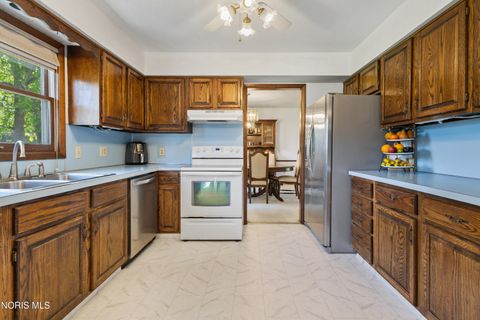 Tiny photo for 6537 Antoinette Lane, Maumee, OH 43537 (MLS # 10006826)