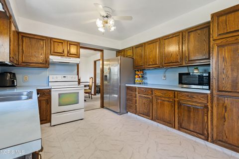 Tiny photo for 6537 Antoinette Lane, Maumee, OH 43537 (MLS # 10006826)