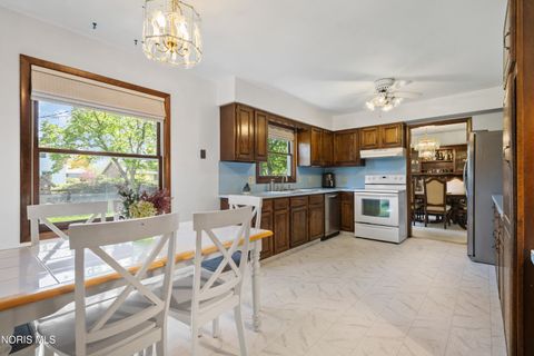 Tiny photo for 6537 Antoinette Lane, Maumee, OH 43537 (MLS # 10006826)