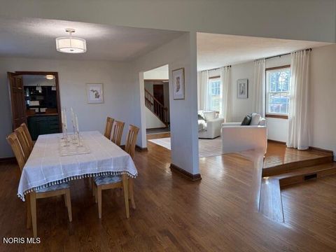 Tiny photo for 145 W Woodmere Drive, Tiffin, OH 44883 (MLS # 10004711)