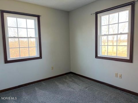 Tiny photo for 145 W Woodmere Drive, Tiffin, OH 44883 (MLS # 10004711)