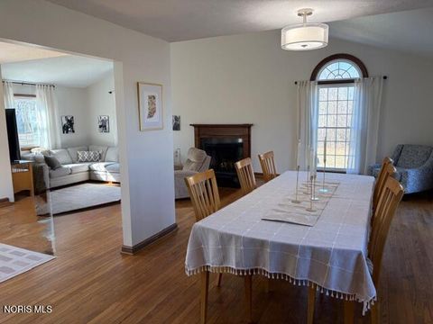 Tiny photo for 145 W Woodmere Drive, Tiffin, OH 44883 (MLS # 10004711)