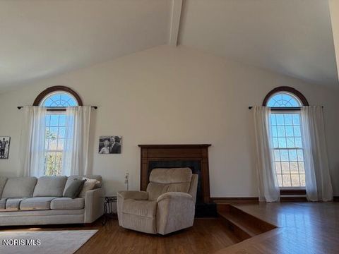 Tiny photo for 145 W Woodmere Drive, Tiffin, OH 44883 (MLS # 10004711)