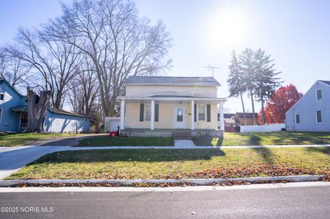 Tiny photo for 509 E Washington Street, Napoleon, OH 43545 (MLS # 10001557)