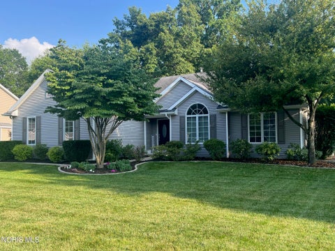 Homes For Sale - 8329 Sycamore Woods Lane<br/> Holland, OH 43528