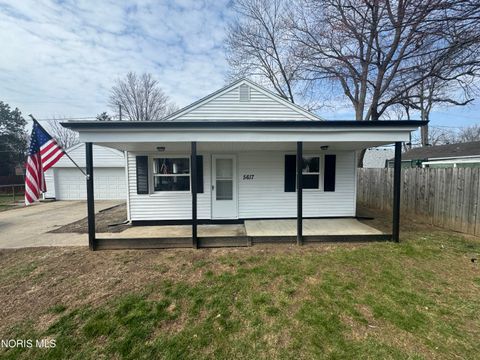 Photo of 5617 Harvest Lane, Toledo, OH 43623 (MLS # 10005712)