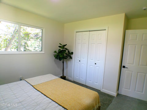 Tiny photo for 2560 Koehler Avenue, Toledo, OH 43613 (MLS # 10014037)