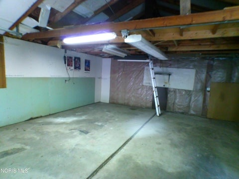 Tiny photo for 2560 Koehler Avenue, Toledo, OH 43613 (MLS # 10014037)