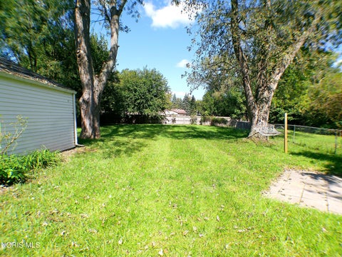Tiny photo for 2560 Koehler Avenue, Toledo, OH 43613 (MLS # 10014037)