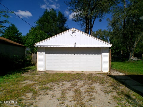 Tiny photo for 2560 Koehler Avenue, Toledo, OH 43613 (MLS # 10014037)