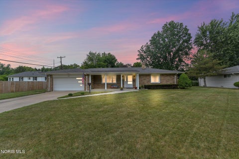 Photo of 5362 Darlene Drive, Toledo, OH 43615 (MLS # 10011663)