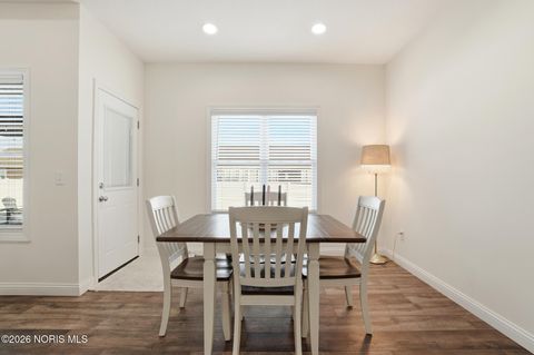 Tiny photo for 9305 Colonel Drive, Findlay, OH 45840 (MLS # 10002910)