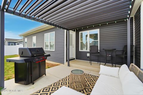 Tiny photo for 9305 Colonel Drive, Findlay, OH 45840 (MLS # 10002910)