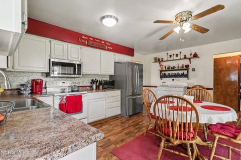 Tiny photo for 1178 Joseph Road, Luckey, OH 43443 (MLS # 10011412)
