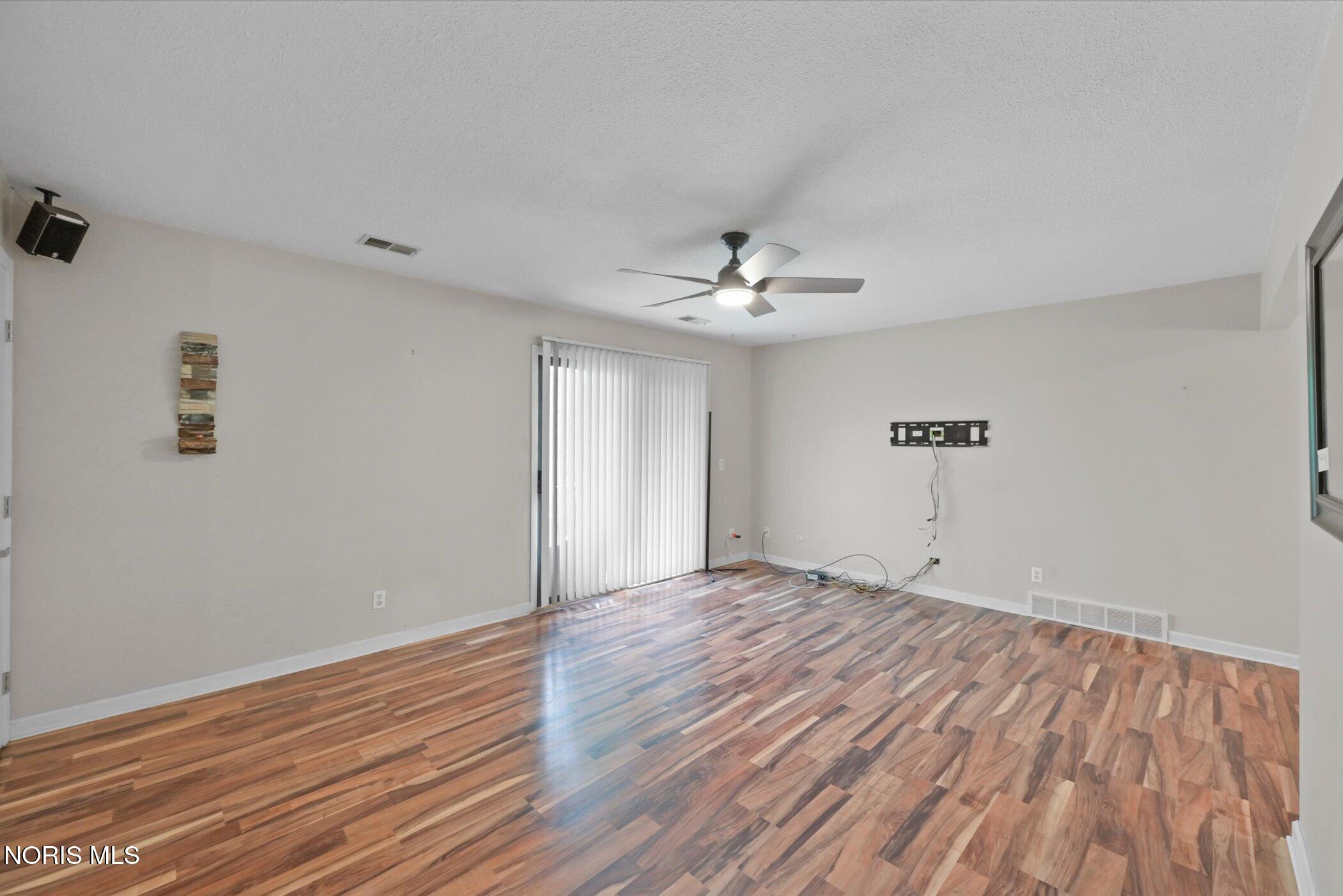 4517 W Bancroft Street # 32