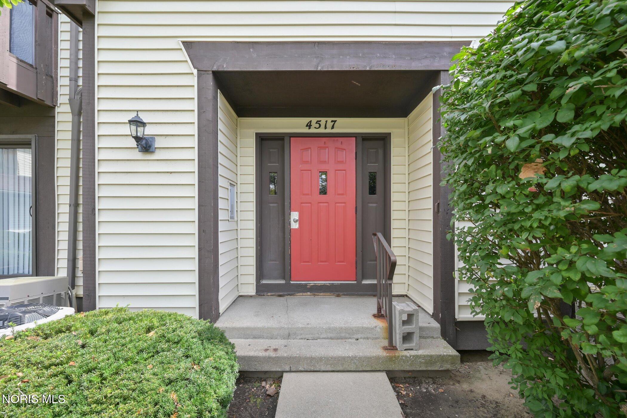 4517 W Bancroft Street # 32