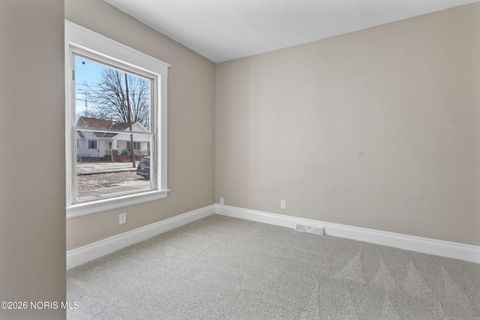 Tiny photo for 1702 Pool Street, Toledo, OH 43605 (MLS # 10002768)