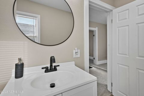 Tiny photo for 1702 Pool Street, Toledo, OH 43605 (MLS # 10002768)