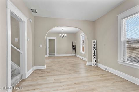 Tiny photo for 1702 Pool Street, Toledo, OH 43605 (MLS # 10002768)