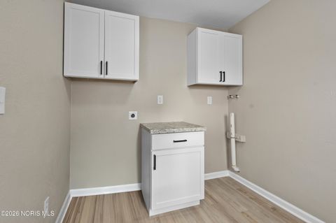 Tiny photo for 1702 Pool Street, Toledo, OH 43605 (MLS # 10002768)