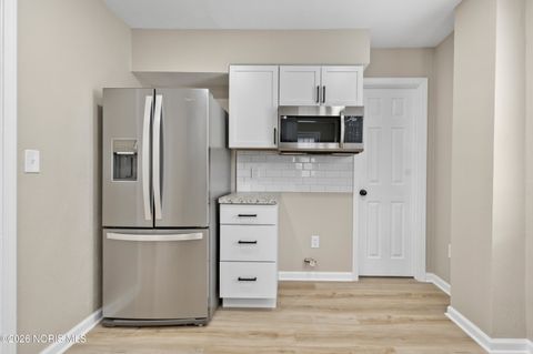 Tiny photo for 1702 Pool Street, Toledo, OH 43605 (MLS # 10002768)