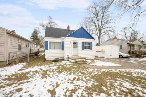 Tiny photo for 4714 Naomi Drive, Toledo, OH 43623 (MLS # 10002364)