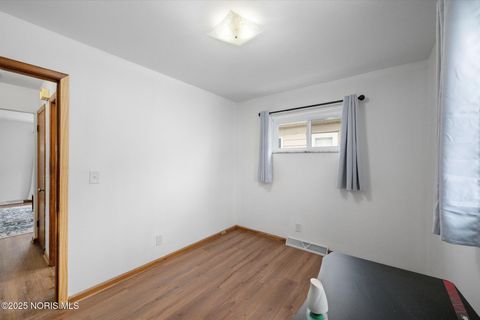 Tiny photo for 4714 Naomi Drive, Toledo, OH 43623 (MLS # 10002364)