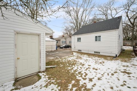 Tiny photo for 4714 Naomi Drive, Toledo, OH 43623 (MLS # 10002364)