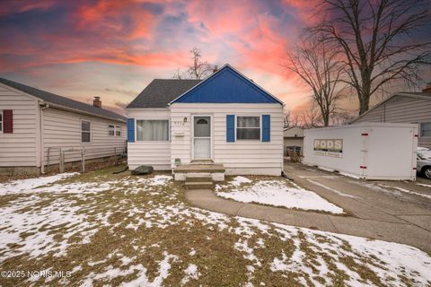 Photo of 4714 Naomi Drive, Toledo, OH 43623 (MLS # 10002364)